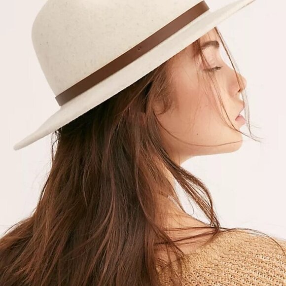 Free People Wool Wythe Leather Band Felt Hat OS French‎ Vanilla - Picture 1 of 7